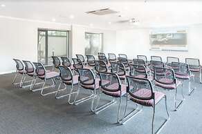 The Waverley International Hotel