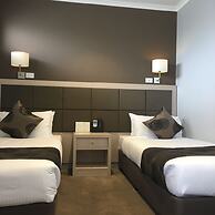 The Waverley International Hotel