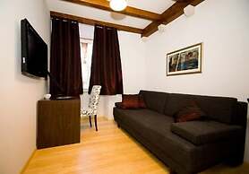 Villa Flores - Apartments