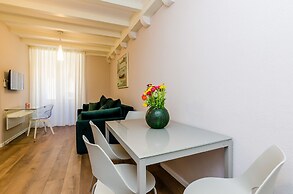 Villa Flores - Apartments