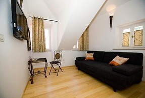 Villa Flores - Apartments