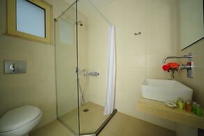 Maravel Star Art Hotel