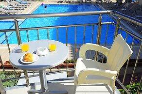 Maravel Star Art Hotel