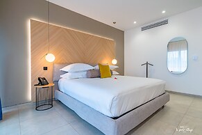 Le Petit Village Hotel & Spa