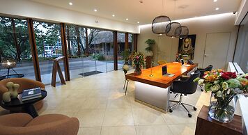 Le Petit Village Hotel & Spa