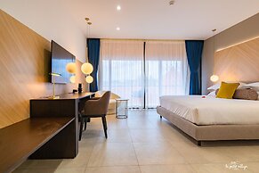 Le Petit Village Hotel & Spa