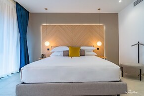 Le Petit Village Hotel & Spa