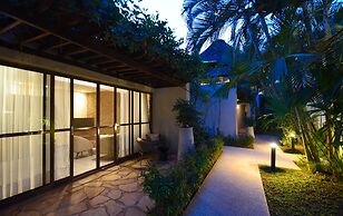 Le Petit Village Hotel & Spa