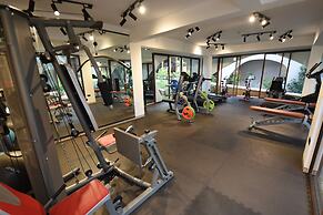 Le Petit Village Hotel & Spa