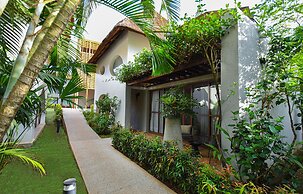 Le Petit Village Hotel & Spa