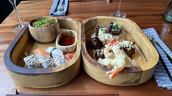 Le Petit Village Hotel & Spa