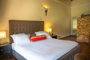 Le Petit Village Hotel & Spa