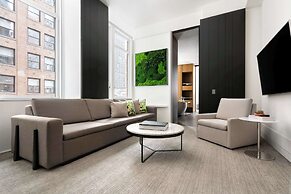 ANDAZ 5TH AVENUE, BY HYATT