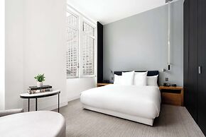 ANDAZ 5TH AVENUE, BY HYATT