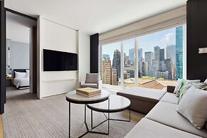 ANDAZ 5TH AVENUE, BY HYATT