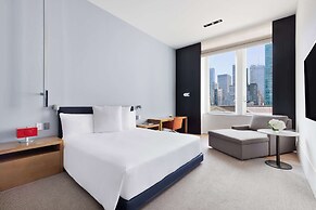 ANDAZ 5TH AVENUE, BY HYATT