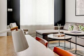 ANDAZ 5TH AVENUE, BY HYATT