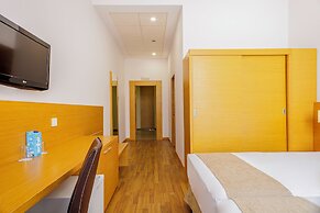 Cullera Holiday Hotel