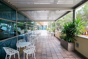 Cullera Holiday Hotel