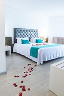 Cullera Holiday Hotel