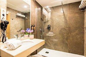 Cullera Holiday Hotel