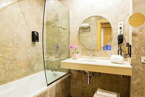 Cullera Holiday Hotel