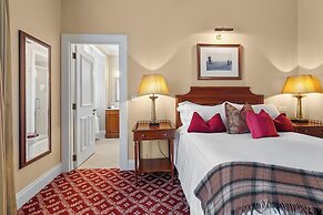 The Ugadale Hotel and Cottages