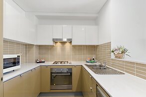Quality Suites Pioneer Sands