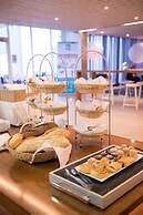 Quality Suites Pioneer Sands