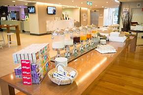 Quality Suites Pioneer Sands