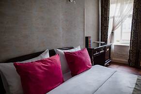 Vintage Boutique Hotel