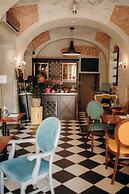 Vintage Boutique Hotel