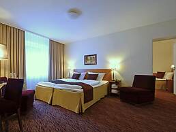 Comfort Hotel Tom Kyle