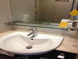 Keys Select by Lemon Tree Hotels, Hosur Road, Bengaluru