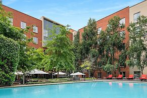 Protea Hotel Fire & Ice by Marriott JHB Melrose Arch