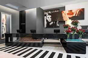 Protea Hotel Fire & Ice by Marriott JHB Melrose Arch