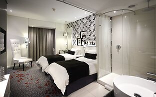 Protea Hotel Fire & Ice by Marriott JHB Melrose Arch