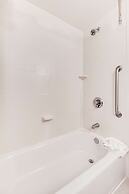 Hilton Garden Inn Waldorf