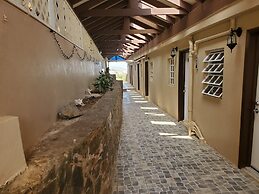 Sunset Gardens Guesthouse