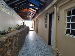 Sunset Gardens Guesthouse