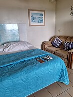 Sunset Gardens Guesthouse