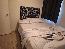 Sunset Gardens Guesthouse