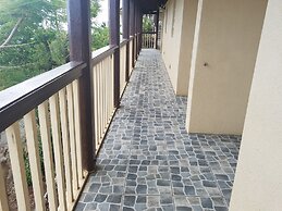 Sunset Gardens Guesthouse