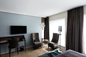 Tivoli Hotel
