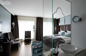 Tivoli Hotel