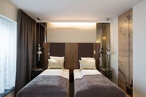 Tivoli Hotel