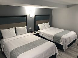 Travelodge Inn & Suites by Wyndham West Covina
