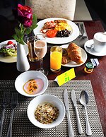 Holiday Inn Johannesburg - Rosebank by IHG