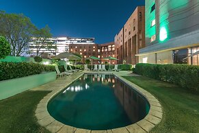 Holiday Inn Johannesburg - Rosebank by IHG