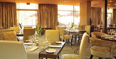 Holiday Inn Johannesburg - Rosebank by IHG
